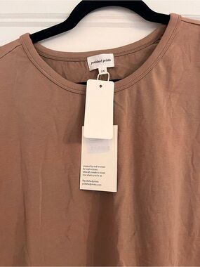 Polished Prints Women's Scoop Neck Short Sleeve Top in Mauve Brown